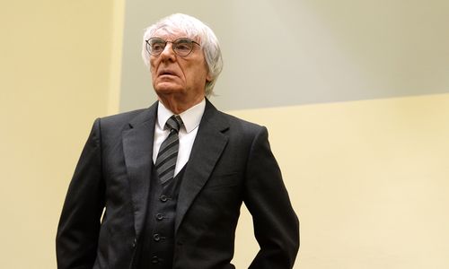 19-09-2014-11-09-02-bernie-ecclestone-cogita-ter-formula-1-com-tres-carros-por-equipe-em-2015