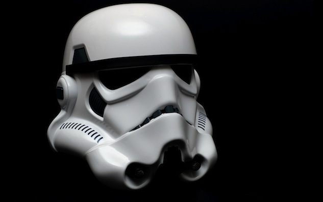 stormtroopers_helmet_wallpapers_12257-1280x800