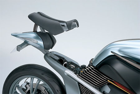 suzuki-crosscage-hybrid-motorcycle-concept4