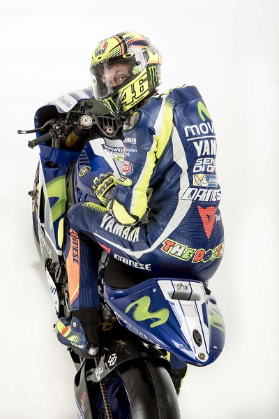 2016ym_rossi_yzr-m1_white_30-copy.middle