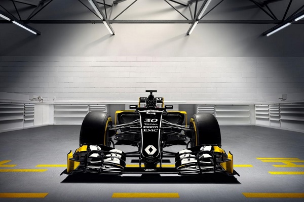 2016-renault-rs16-formula-1-car-wears-black-yellow-livery_3