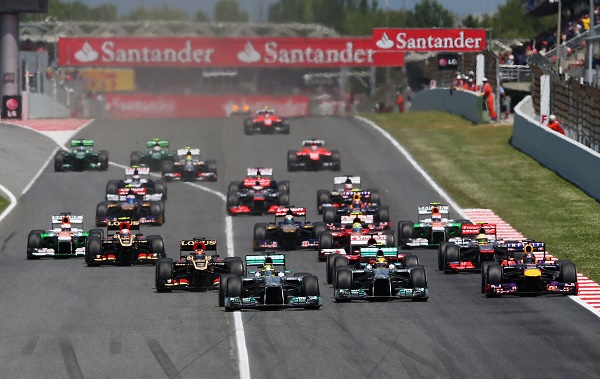 MONTMELO, SPAIN - MAY 12:  Nico Rosberg of Germany and Mercedes GP leads the field into the first corner at the start of the Spanish Formula One Grand Prix at the Circuit de Catalunya on May 12, 2013 in Montmelo, Spain.  (Photo by Julian Finney/Getty Images)