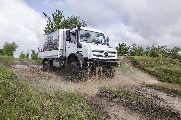 Off Road Award: Unimog ist Geländewagen des Jahres 2016