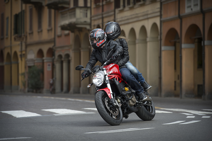 MONSTER_821- em uso casal (super baixa)