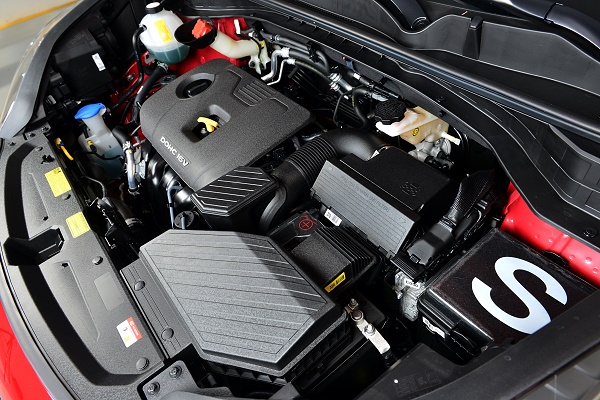 kia_sportage_motor2