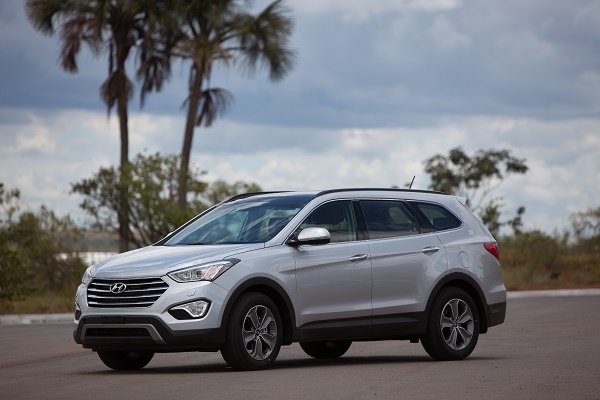 FotosHyundaiGrandSantaFe-14