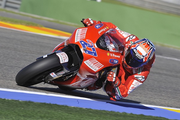 casey-stoner-regresa-ducati-2016-201524418_2