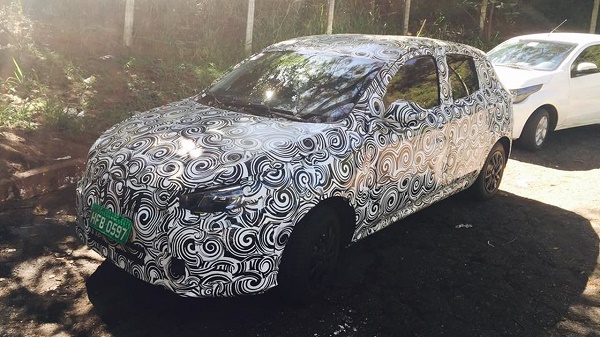 Mascarado, exibe o sítio Tempo, substituto de Palio e Punto está pronto